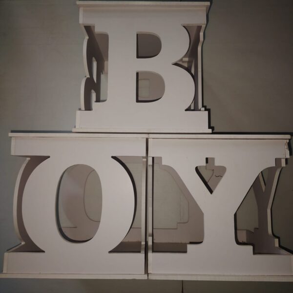 Juego de cubos de 38cm para decorar temática BOY