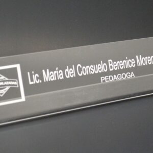 Distintivo de escritorio acrílico completo