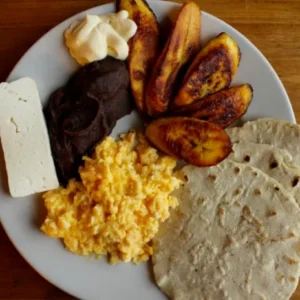 Desayuno Pollo Campeón